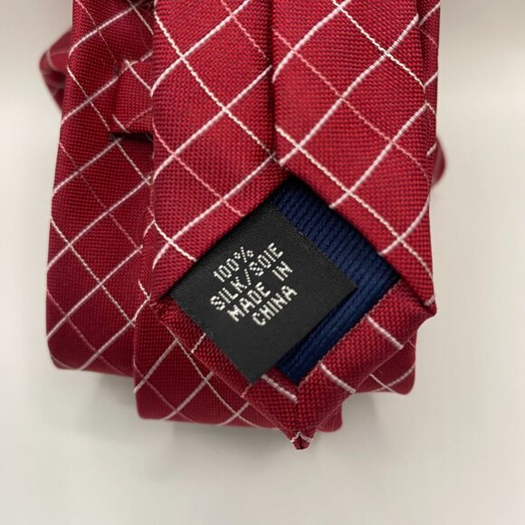 Vintage Michael Kors Burgundy 100% Silk Tie 62" x 3.5" Tie, #364 - Picture 4 of 4